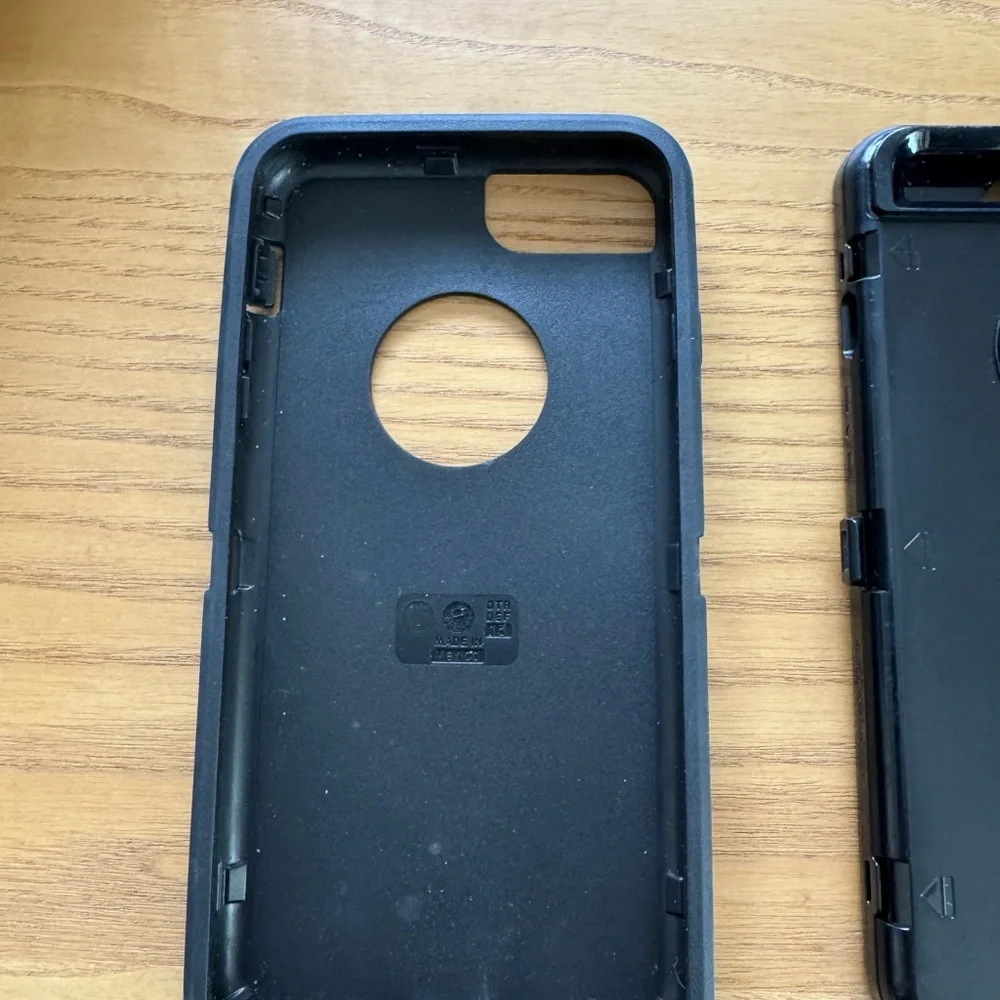 OtterBox Defender Case Black with Holster Clip Rugged Protection